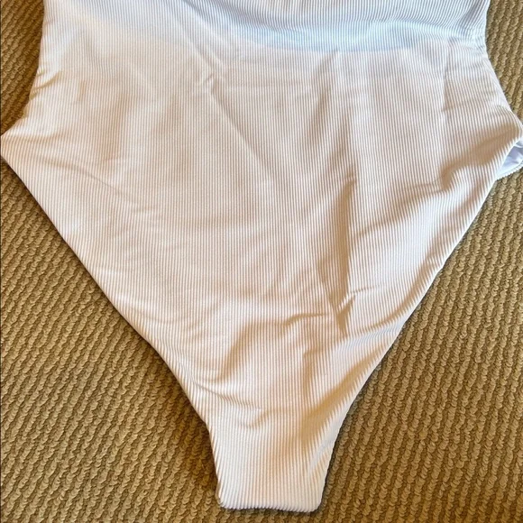 NWT Beach Riot ribbed White Swimsuit size large
